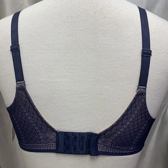 NWT Ideal Plunge T-Shirt Chantelle Bra 🌺 - Picture 3 of 8